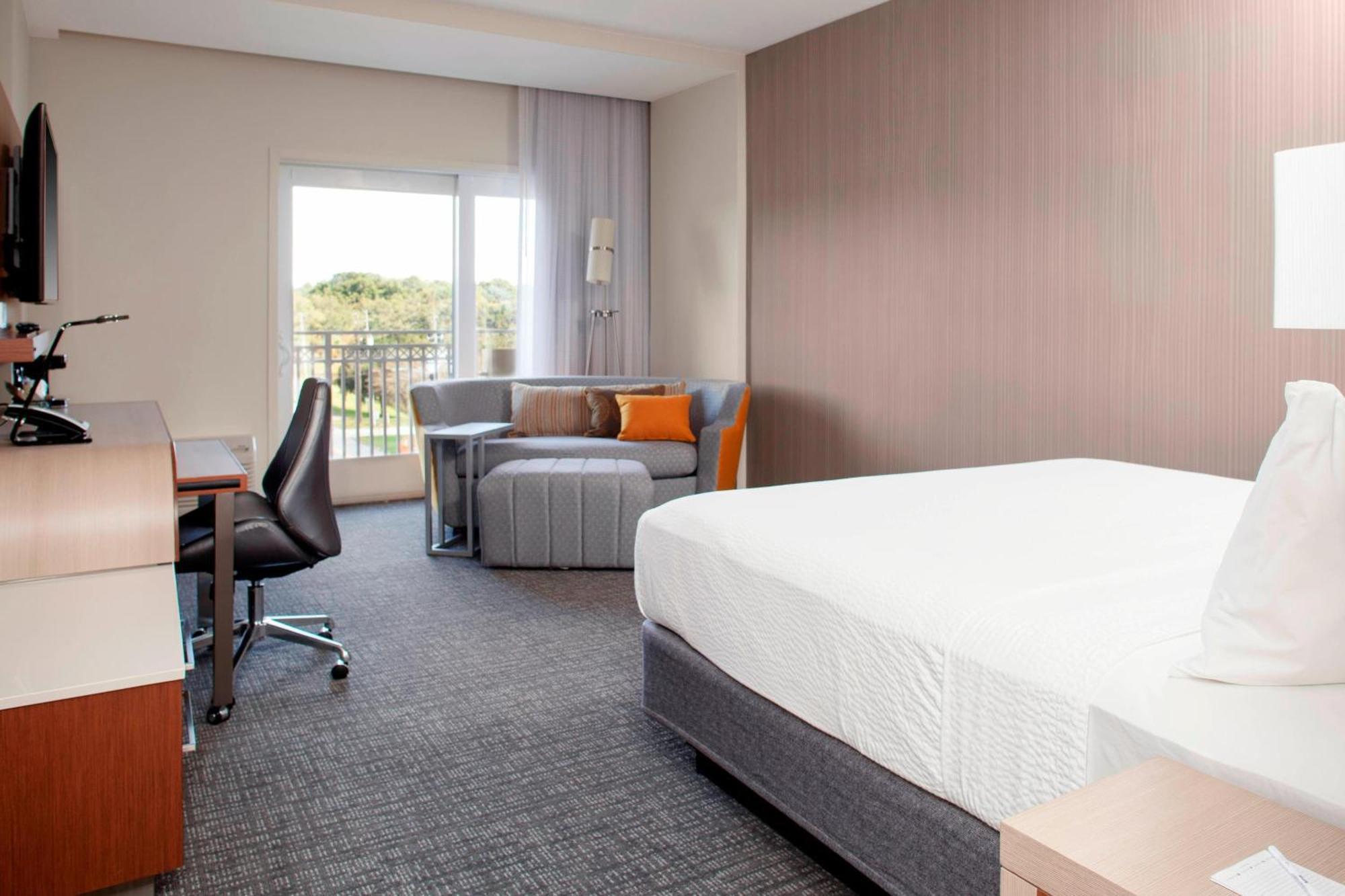 Courtyard By Marriott Deland Historic Downtown Hotell Exteriör bild