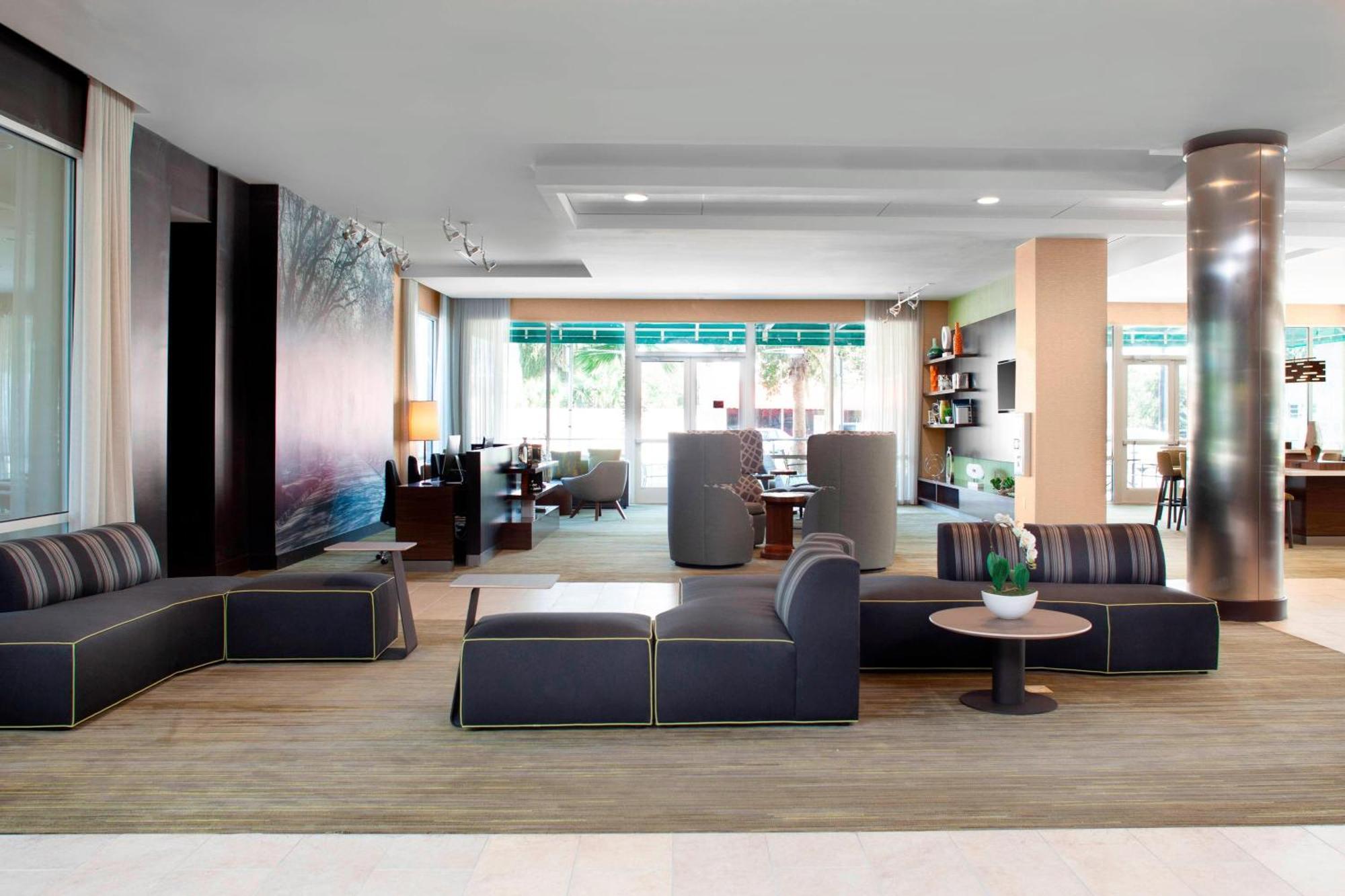 Courtyard By Marriott Deland Historic Downtown Hotell Exteriör bild