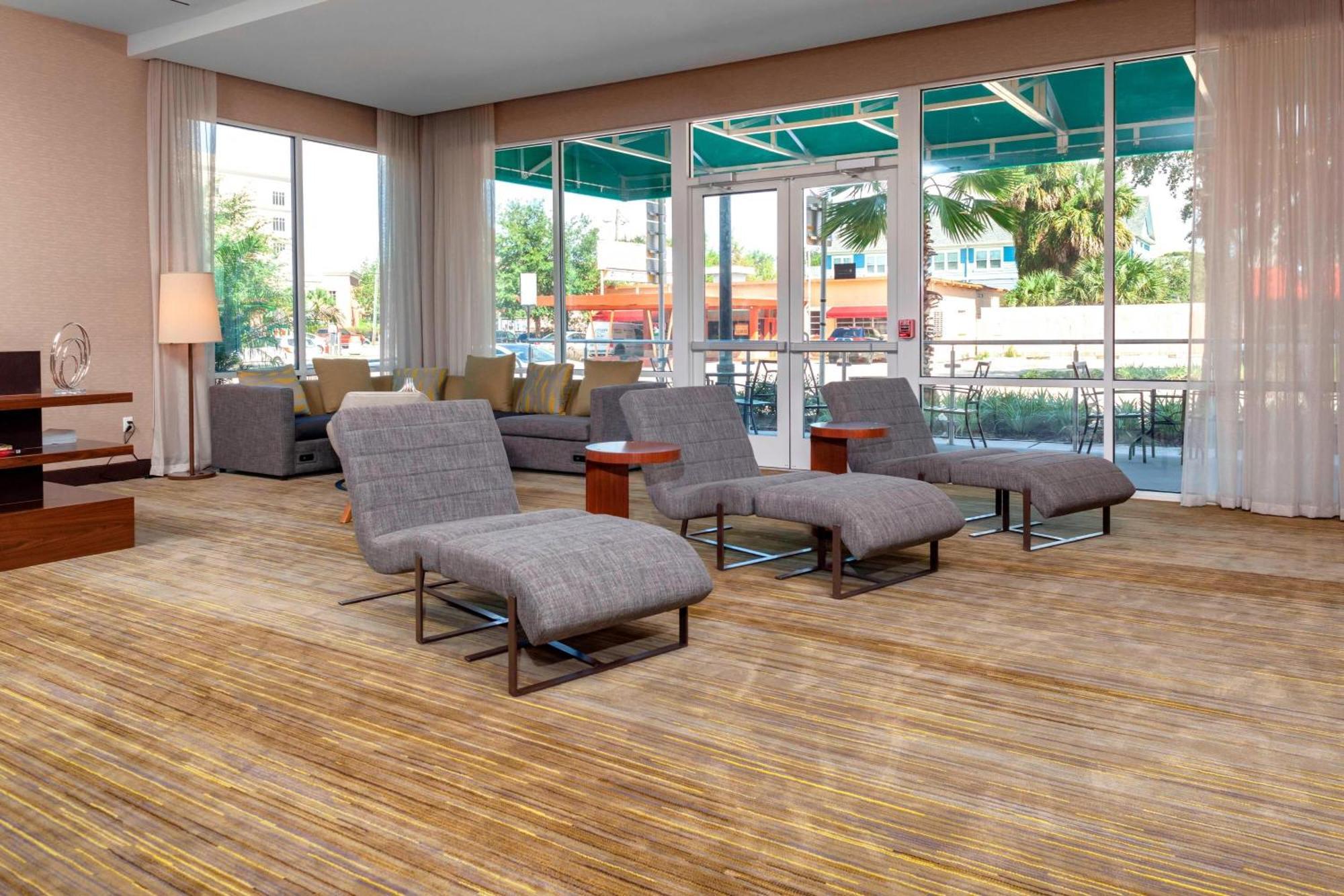 Courtyard By Marriott Deland Historic Downtown Hotell Exteriör bild